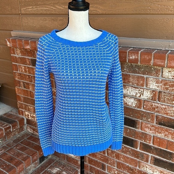 Olive & Oak Blue and White Crewneck Acrylic Cotton Sweater with Button Detail S - Picture 1 of 8